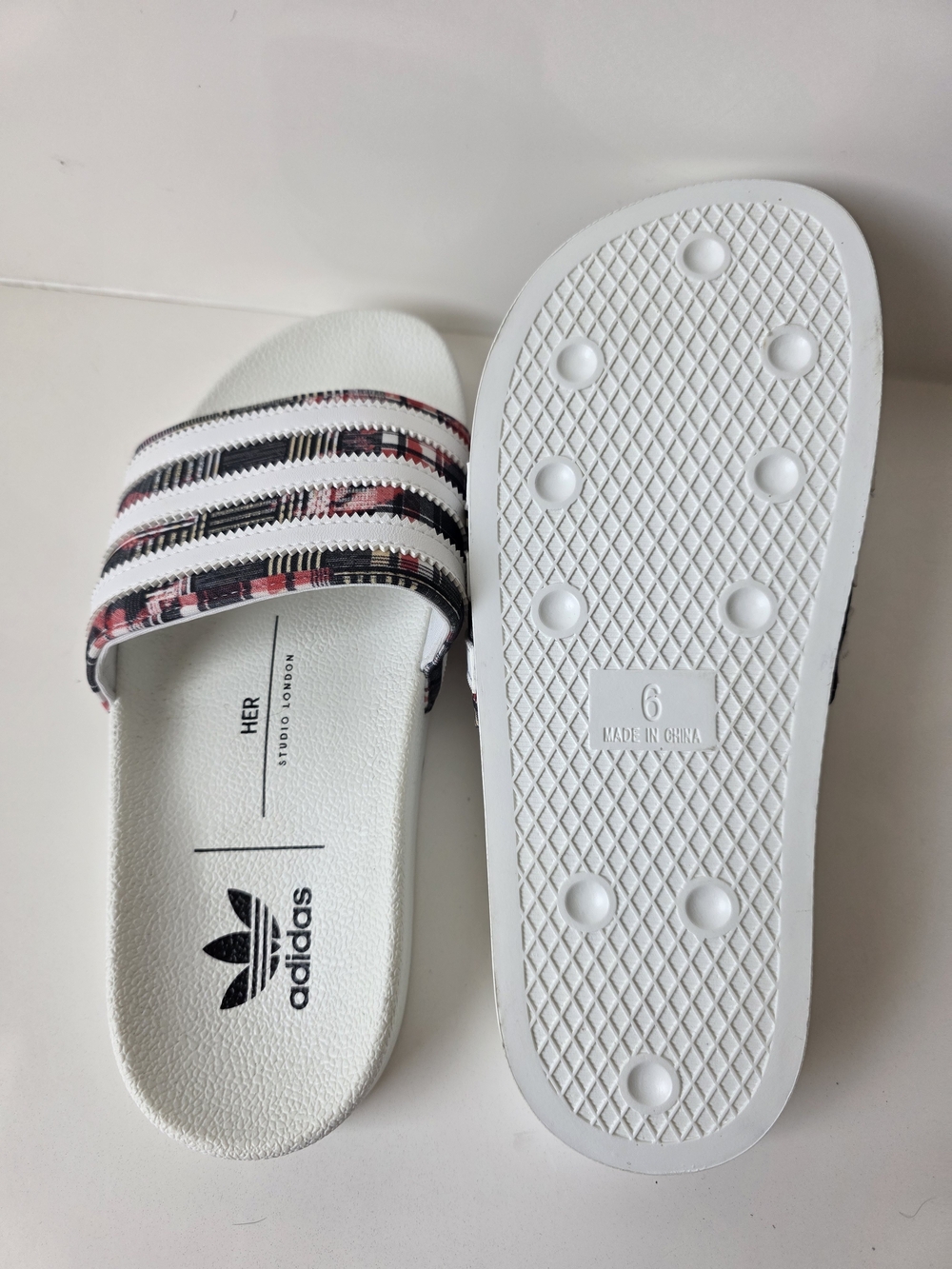 adidas x HER Studio London Adilette Checkered Plaid Slides Size 6 Preppy - Picture 3 of 3